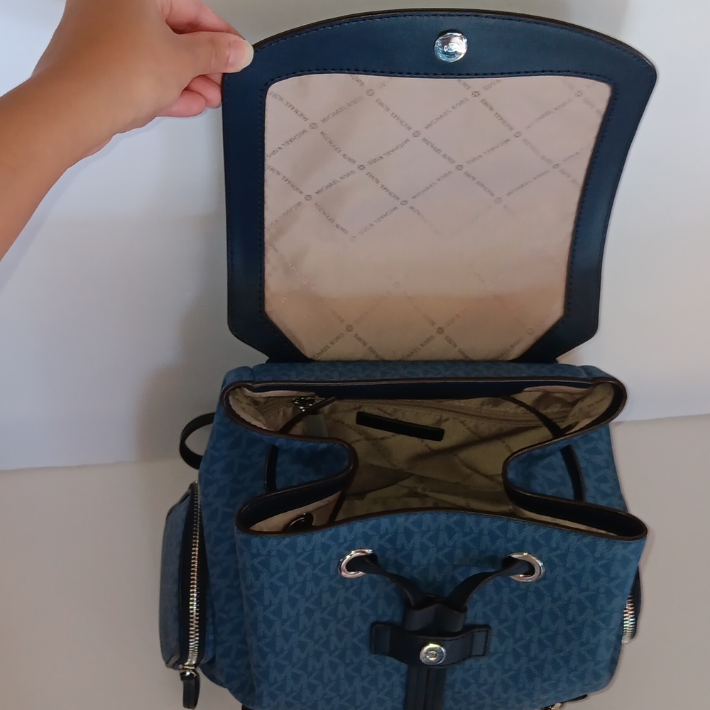 Michael kors Jet set large logo backpack - Picture 8 of 16